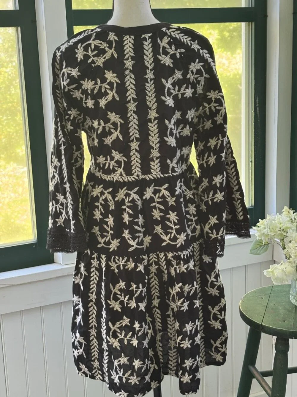 Nema Resort Wear Tatiana Dress Black Cream Embroidery Size S/M NWT - Picture 4 of 7